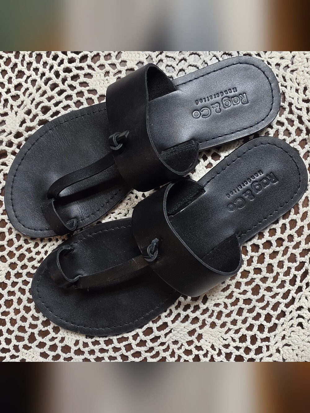 Rag & Co Black Leather Slide Toe-Loop Sandals